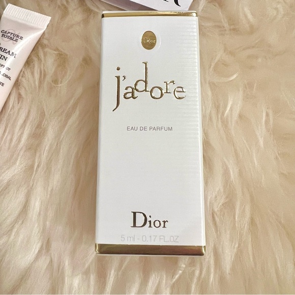 Dior Beauty Gift Set - 6pc,Lipstick,Mascara,Foundation, Limited Edition … - Picture 11 of 11